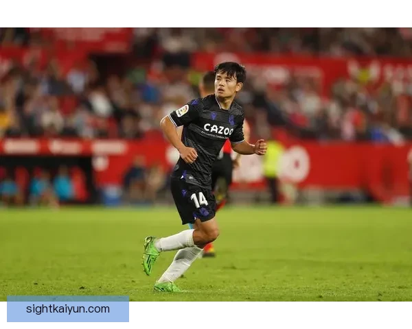 久保建英参与慈善活动持续发力，积极回馈社会展现球员责任感