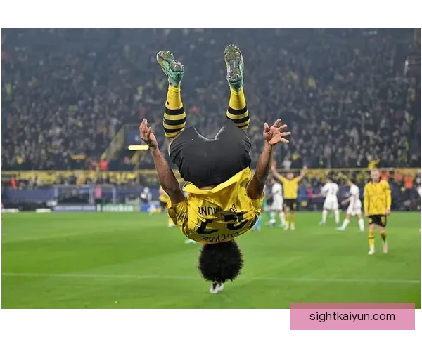 亚历克斯·斯科特本赛季表现稳健，助力球队中场竞争力增强